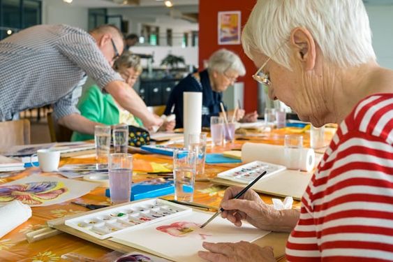 People of old people painting 